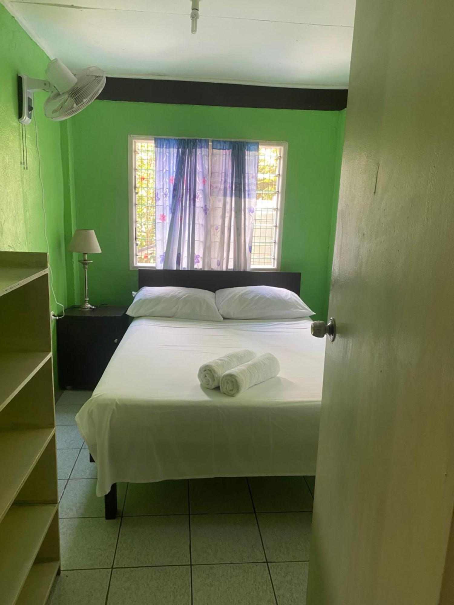 Island Home Honiara Zewnętrze zdjęcie